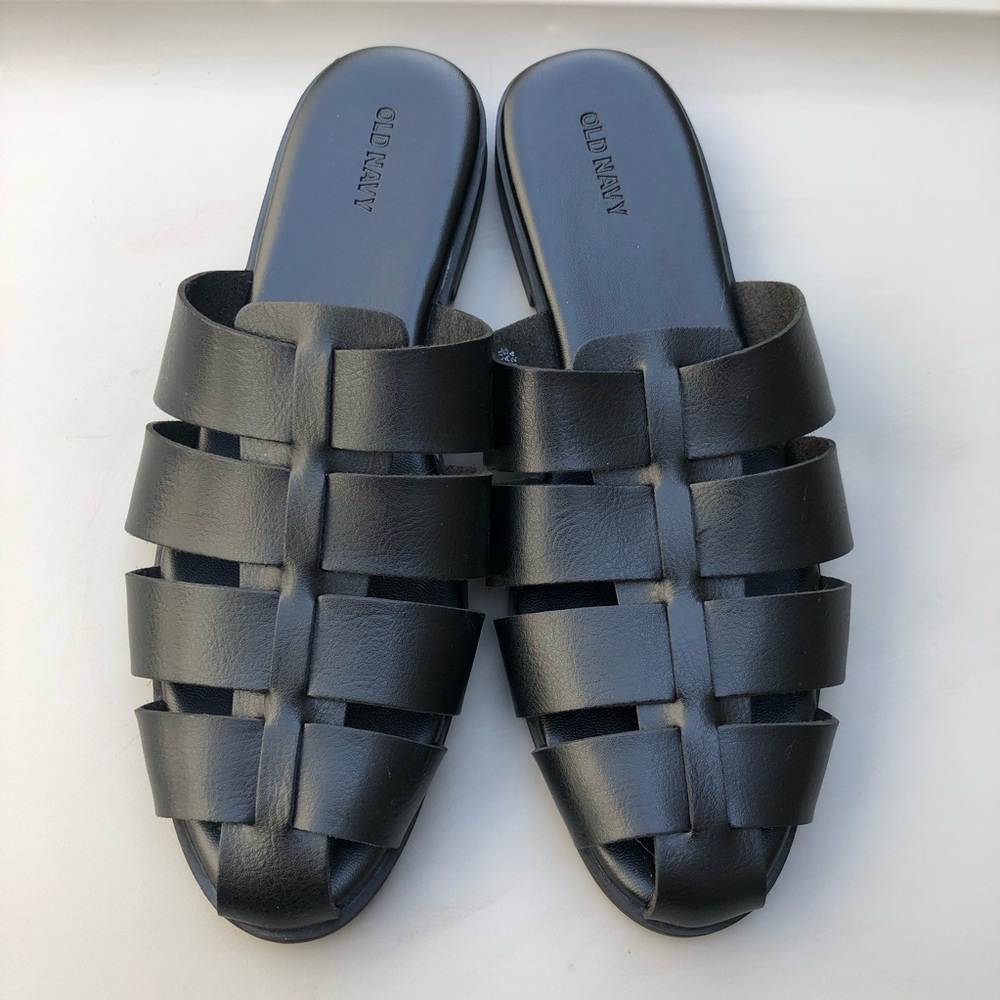 Old Navy Black Slide Sandals. Size 9.